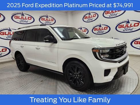 Used 2025 Ford Expedition Platinum w/ Driver's Package image 1