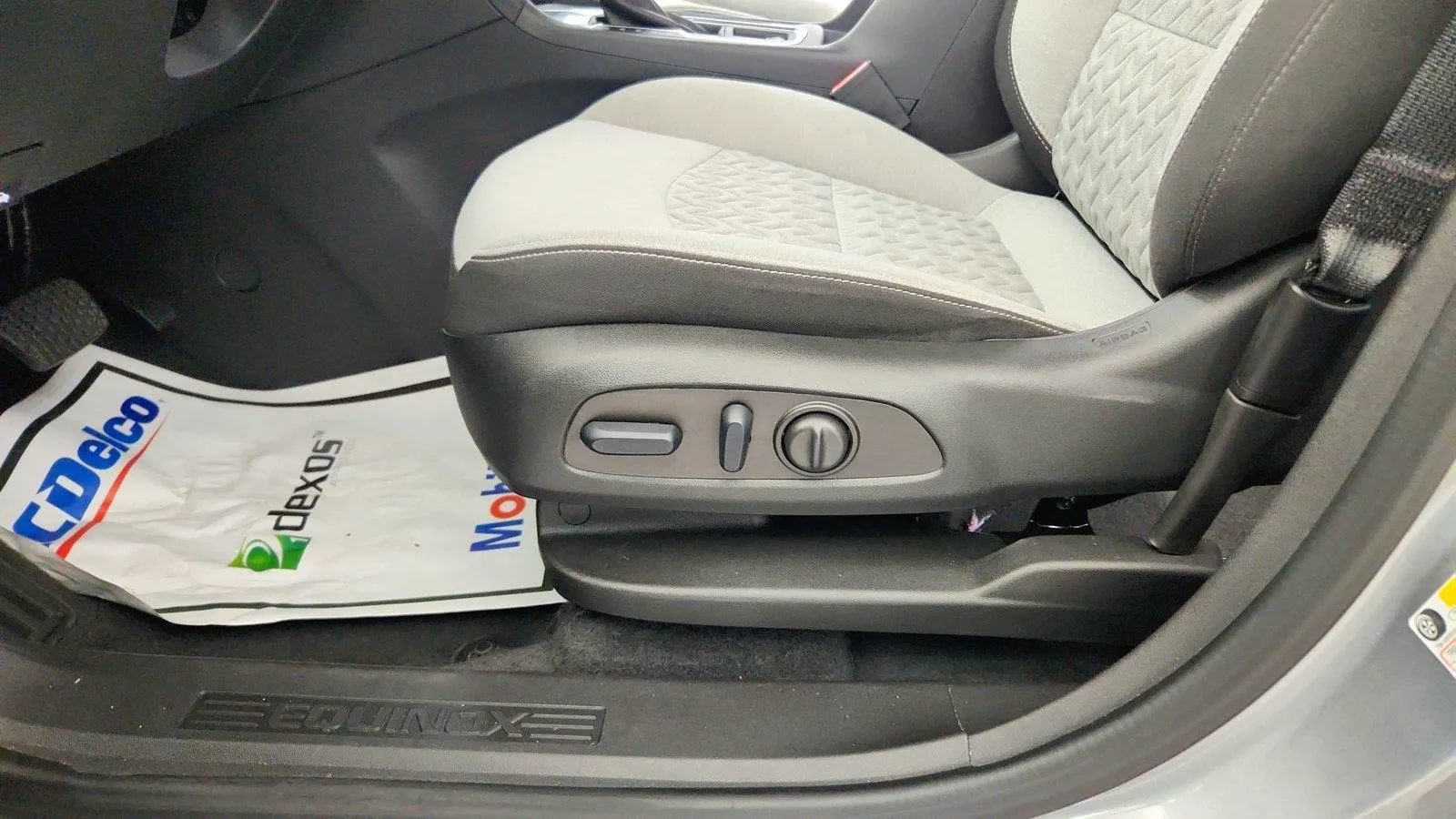 Used 2024 Chevrolet Equinox LS w/ LS Convenience Package FWD image 15