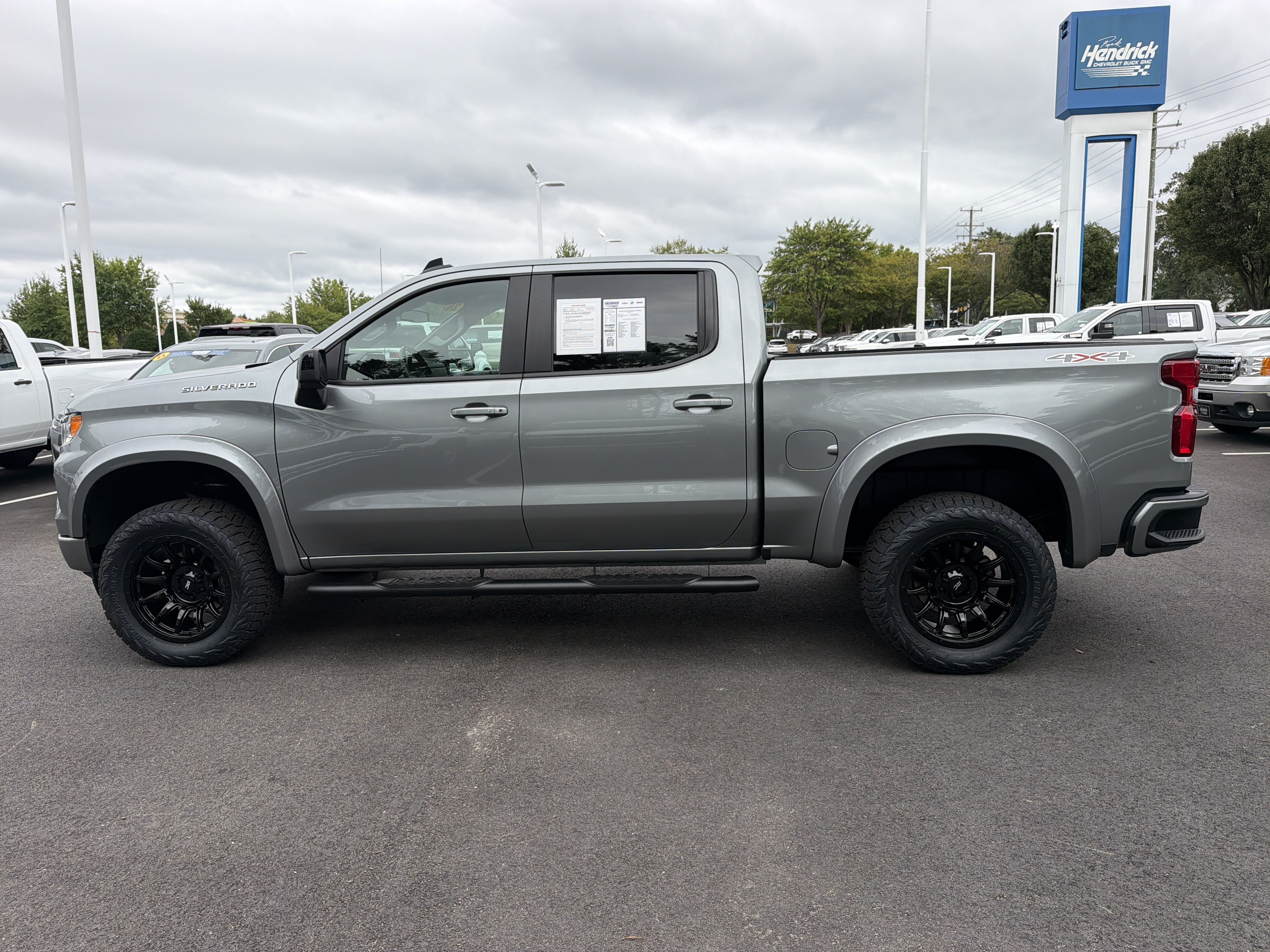 Used 2026 Chevrolet Silverado 1500 RST AWD/4WD image 7