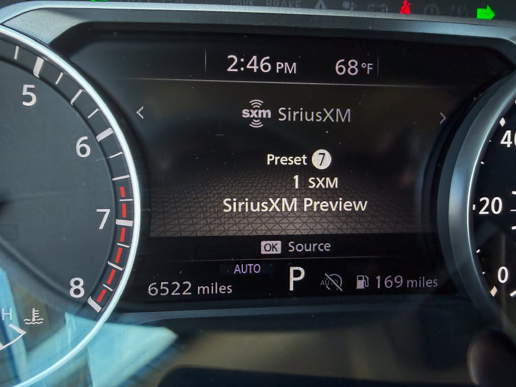 Used 2024 Nissan Pathfinder S AWD/4WD image 19