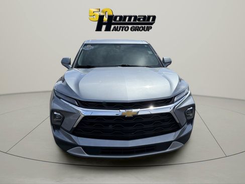 Used 2025 Chevrolet Blazer LT FWD image 9
