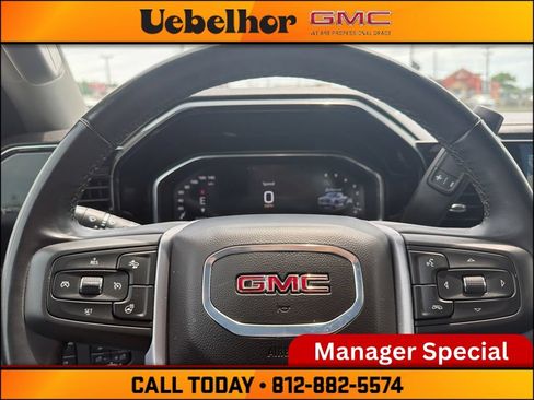 Used 2025 GMC Sierra 1500 SLT AWD/4WD image 24