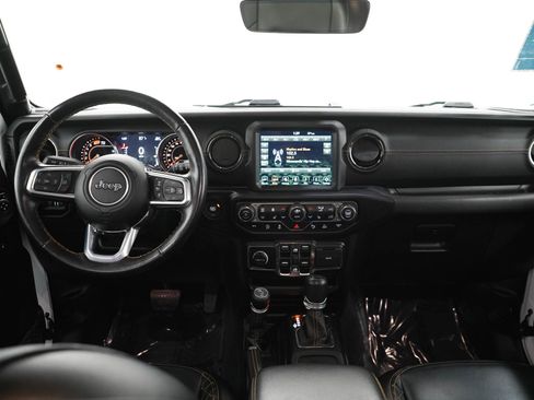 Used 2021 Jeep Wrangler Unlimited Sahara AWD/4WD image 15