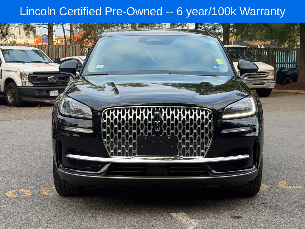 Used 2025 Lincoln Corsair FWD image 2