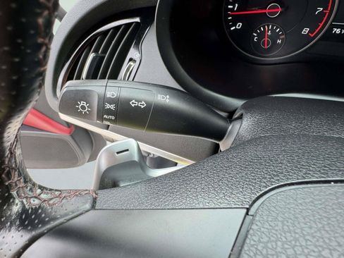 Used 2021 Kia Stinger GT1 RWD image 16