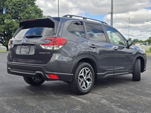 Used 2024 Subaru Forester Premium AWD/4WD image 16
