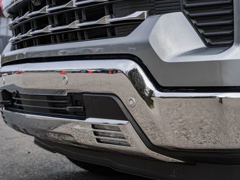 Used 2025 Chevrolet Silverado 1500 LTZ w/ Z71 Off-Road Package image 15