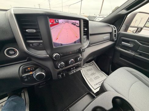 Used 2024 RAM 2500 Big Horn w/ Bed Utility Group image 16