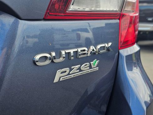 Used 2015 Subaru Outback 2.5i Premium AWD/4WD image 15