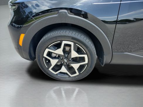 Certified 2023 Hyundai Santa Cruz Limited AWD/4WD image 30