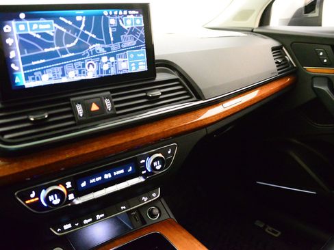 Certified 2023 Audi Q5 2.0T Premium Plus w/ Premium Plus Package image 33