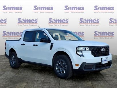 New 2025 Ford Maverick XLT w/ Equipment Group 301A