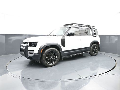 Used 2020 Land Rover Defender 110 HSE AWD/4WD image 5