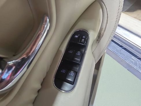 Used 2012 INFINITI QX56 4WD w/ Theater Pkg image 27