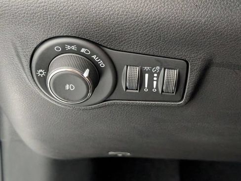 Certified 2024 Jeep Compass Latitude w/ Convenience Group AWD/4WD image 14