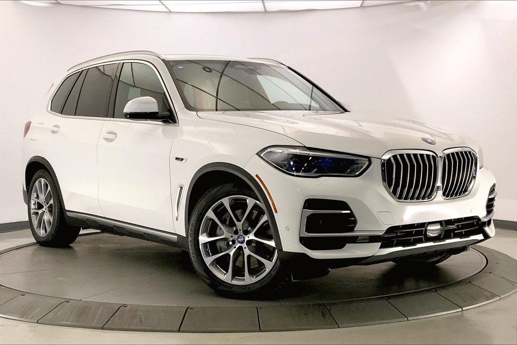Certified 2023 BMW X5 xDrive45e w/ Executive Package AWD/4WD image 33
