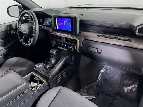 Certified 2024 Toyota Tacoma SR5 image 25