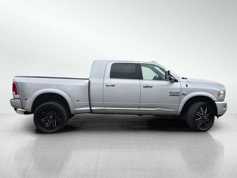Used 2017 RAM 3500 Laramie Longhorn AWD/4WD image 3