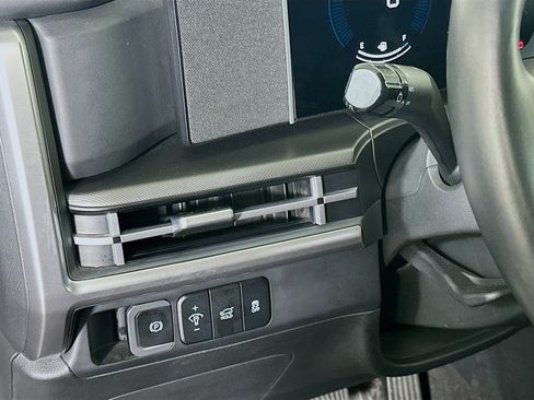 Used 2025 Hyundai Santa Fe SEL image 17