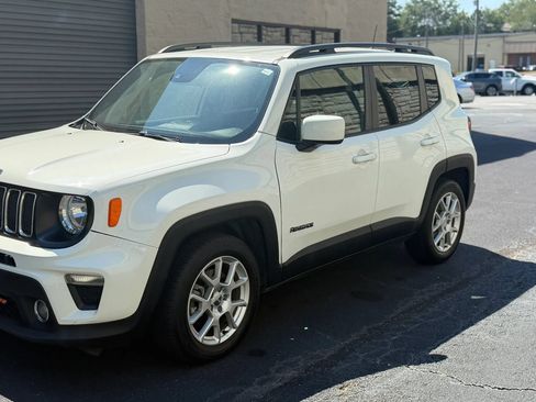 Used 2021 Jeep Renegade Latitude FWD image 40