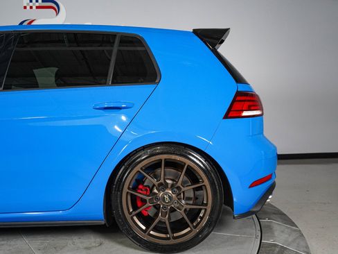Used 2021 Volkswagen GTI SE FWD image 9