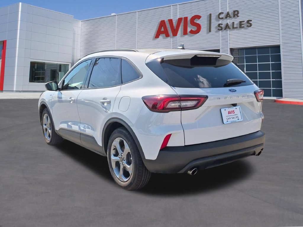 Used 2026 Ford Escape ST-Line FWD image 9