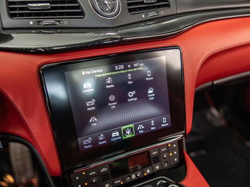 Used 2018 Maserati GranTurismo Sport RWD image 26