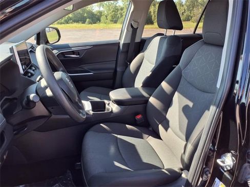 Used 2024 Toyota RAV4 XLE image 35