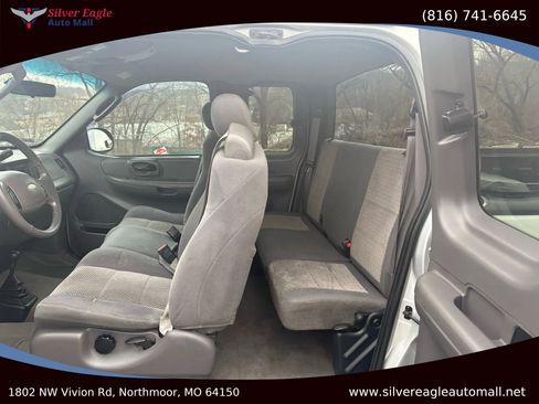 Used 2003 Ford F150 XLT image 10