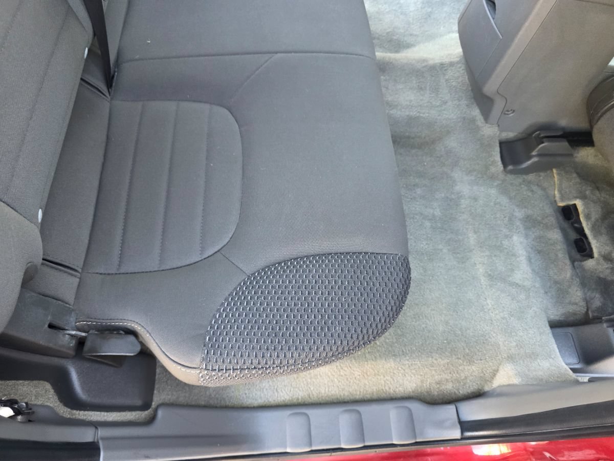Used 2014 Nissan Frontier Desert Runner RWD image 36
