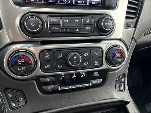 Used 2019 Chevrolet Tahoe Premier AWD/4WD image 23