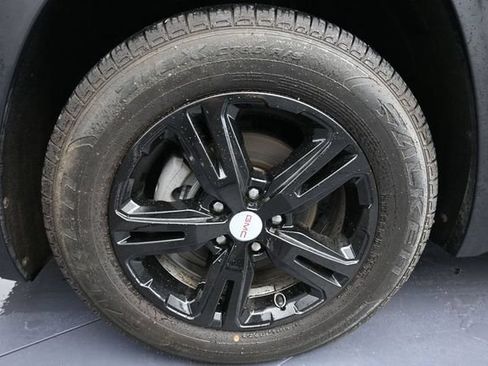 Used 2022 GMC Terrain SLE w/ Driver Convenience Package AWD/4WD image 22