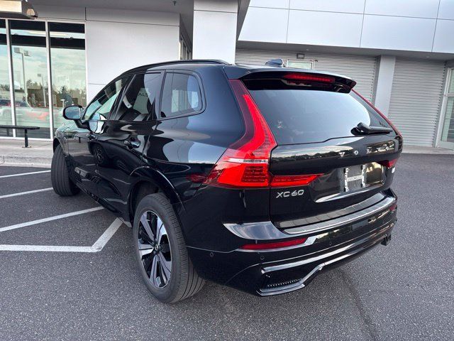 Used 2024 Volvo XC60 T8 Plus w/ Protection Package Premier AWD/4WD image 6