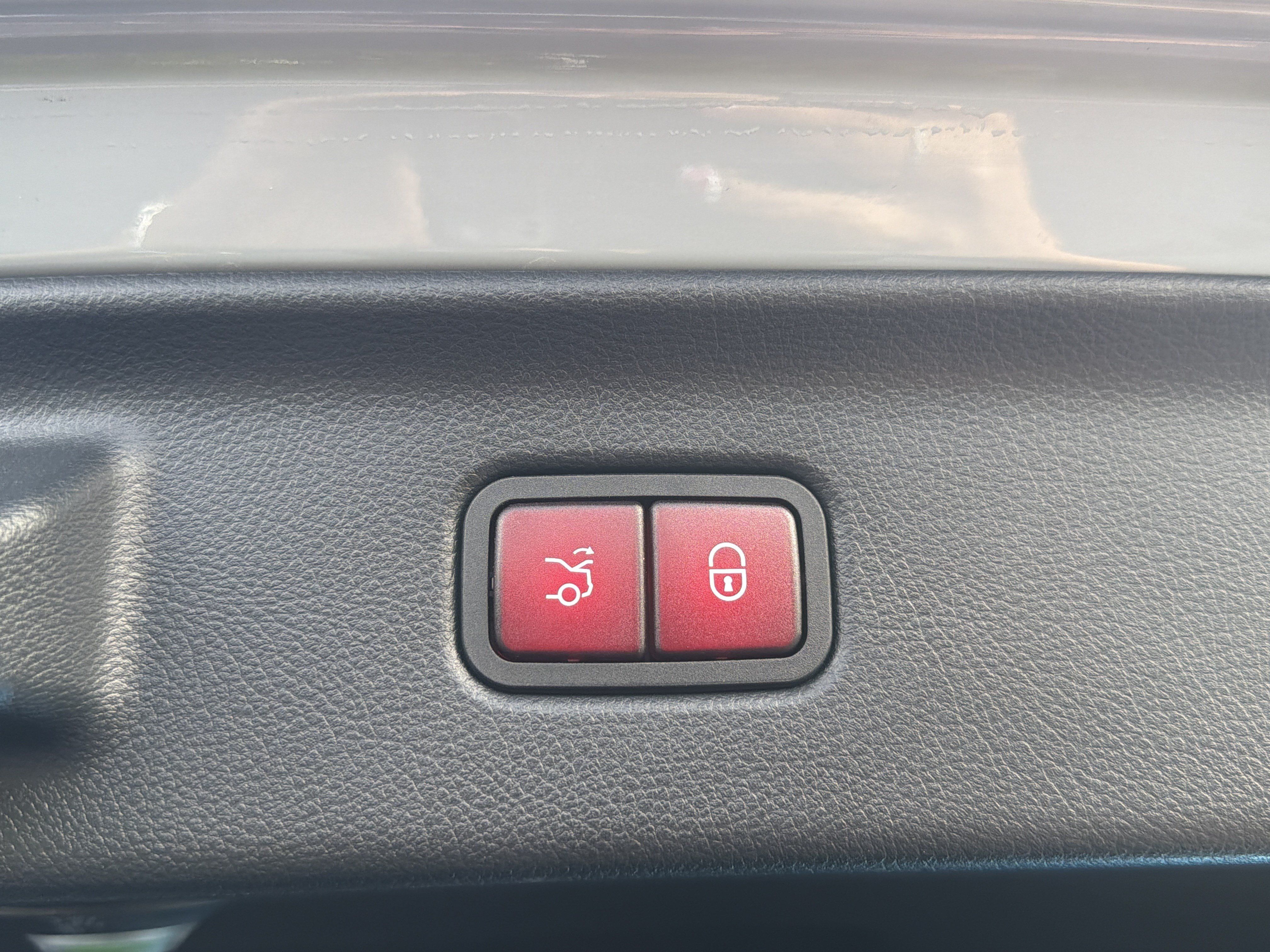 Used 2024 Mercedes-Benz S 63 AMG S w/ Rear Seat Package image 54
