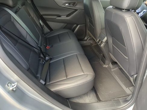 New 2026 Chevrolet Equinox LT w/ Convenience Package II AWD/4WD image 21