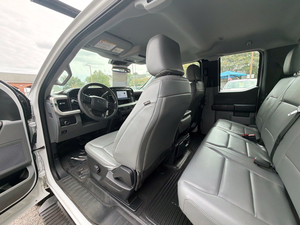 Used 2024 Ford F250 XL w/ Snow Plow Prep Package AWD/4WD image 12