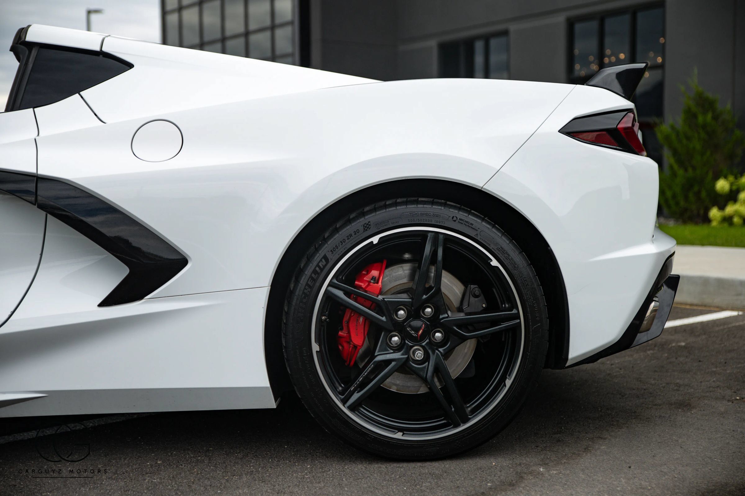 Used 2020 Chevrolet Corvette Stingray Coupe w/ Z51 Performance Package RWD image 12