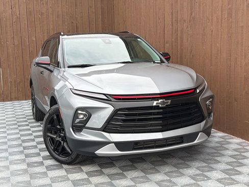 Used 2024 Chevrolet Blazer LT w/ Redline Edition FWD image 10