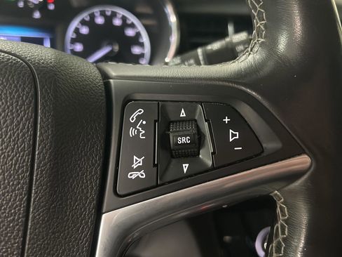 Used 2021 Buick Encore Preferred w/ Safety Package image 18