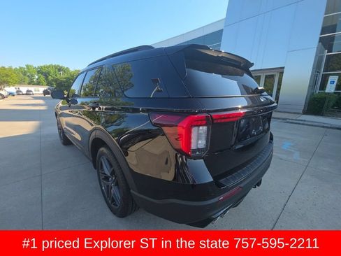 Used 2026 Ford Explorer ST w/ Sun And Sound Package AWD/4WD image 7