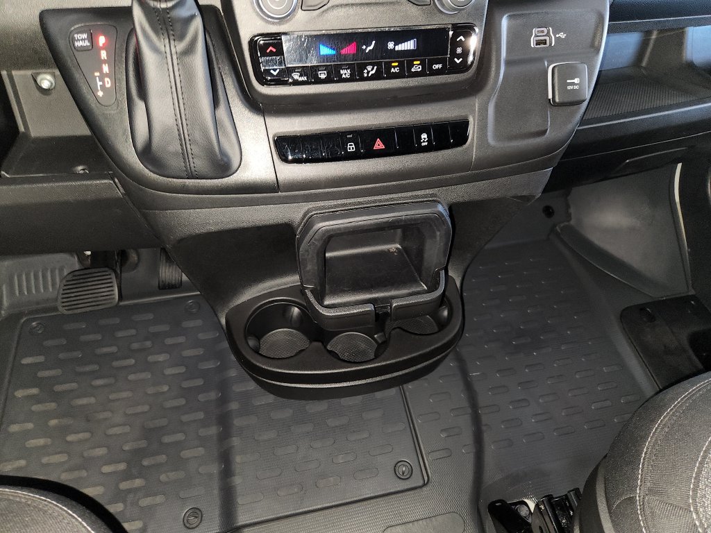 Used 2025 RAM ProMaster 2500 w/ U-Haul Equipment Group FWD image 25