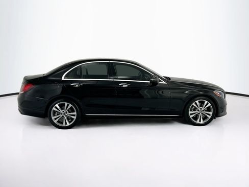 Used 2021 Mercedes-Benz C 300 Sedan image 4