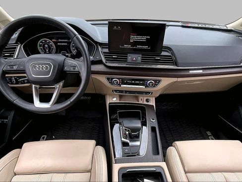 Used 2022 Audi Q5 e Premium Plus AWD/4WD image 16