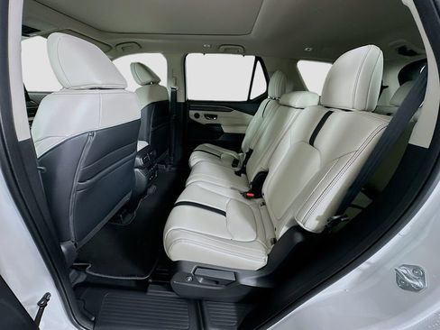 New 2026 Honda Pilot Touring image 16
