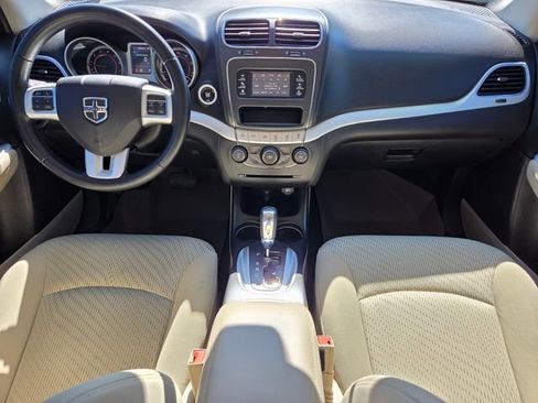 Used 2020 Dodge Journey SE w/ SE Popular Equipment Group FWD image 16