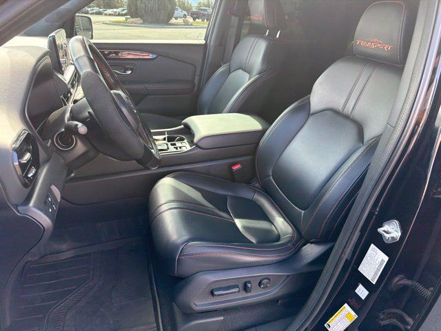 Used 2024 Honda Pilot TrailSport image 15