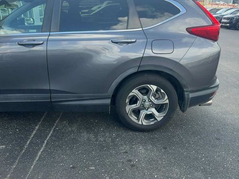 Used 2018 Honda CR-V EX image 2
