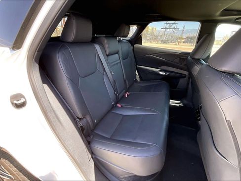 Used 2025 Lexus RX 350 Premium Plus w/ Convenience Package image 18