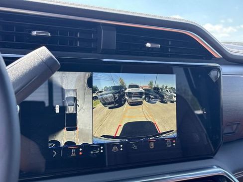 New 2026 GMC Sierra 2500 Denali Ultimate AWD/4WD image 17