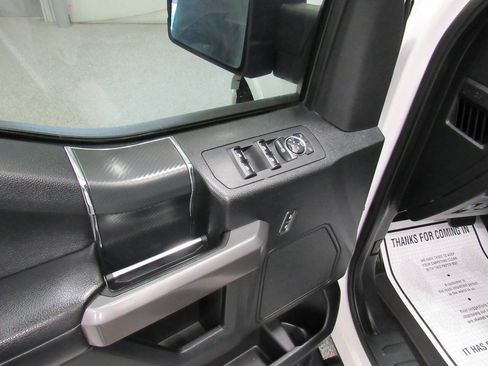 Used 2020 Ford F150 XLT w/ Equipment Group 302A Luxury AWD/4WD image 32